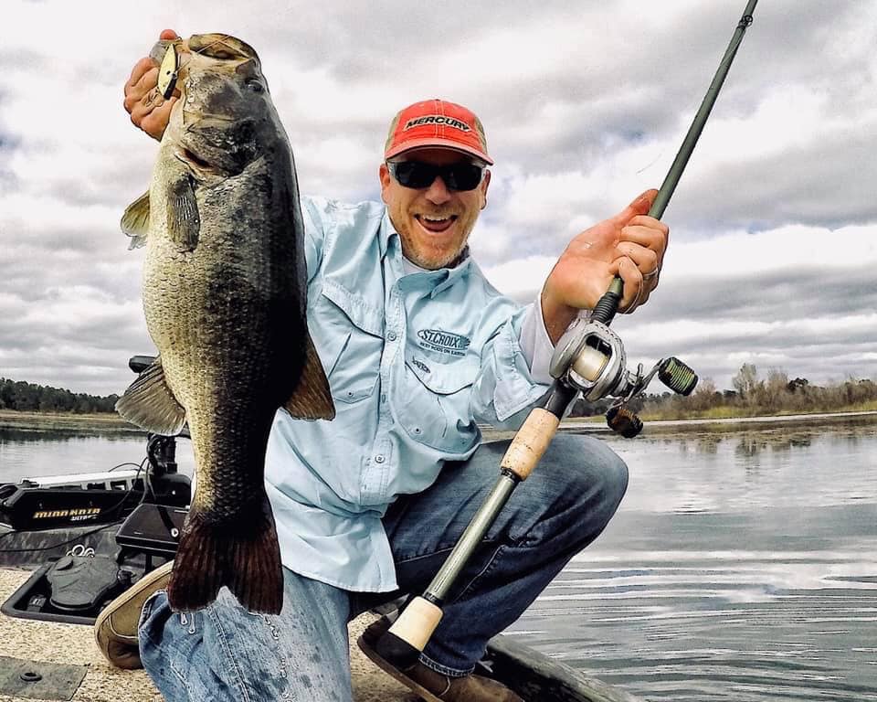 Reelgrip Rod Grip — Red, White, and Black slip-proof silicone rod handle grip
